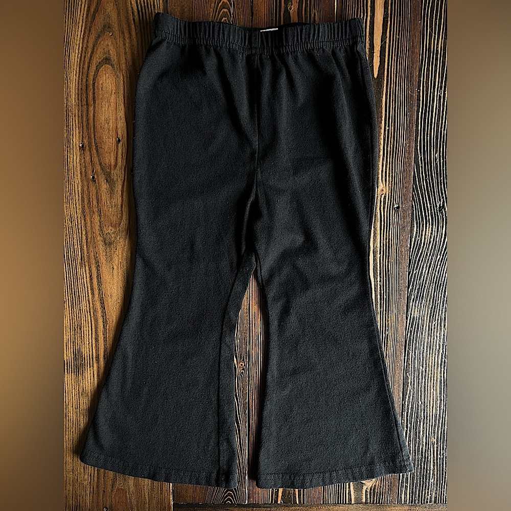 SHEIN • toddler solid black flare leg leggings pants • 2-3 year